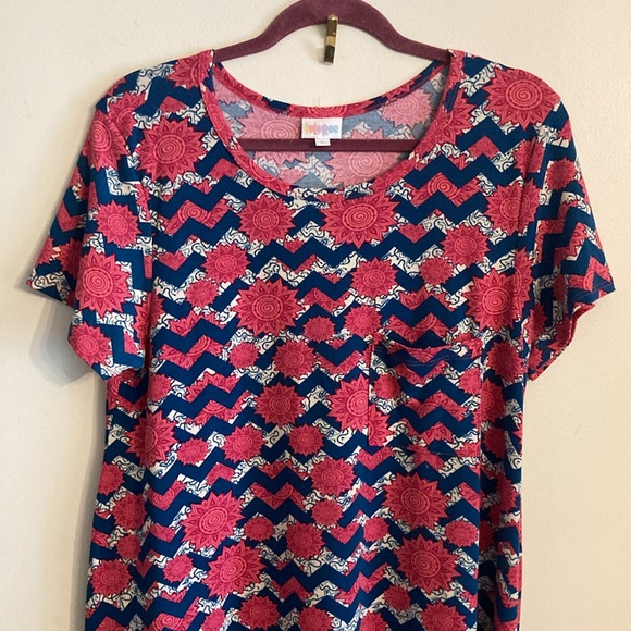 Lularoe Carly Pink Blue Floral Chevron print size Large - Picture 6 of 10